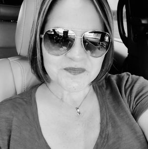 Meet your Posher, Maribel